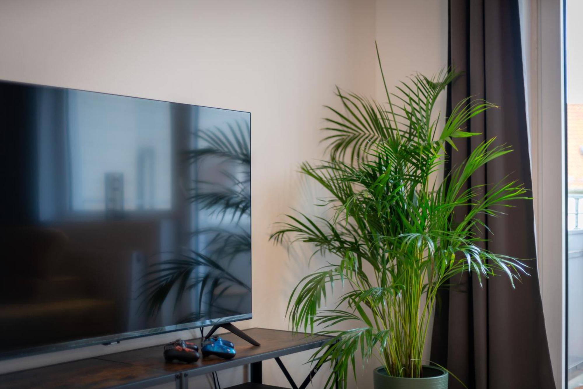 Homely-Apartment Manhattanart, Zentral, Parkplatz, Billard,Ps4, Dart, Balkon Білефельд Екстер'єр фото