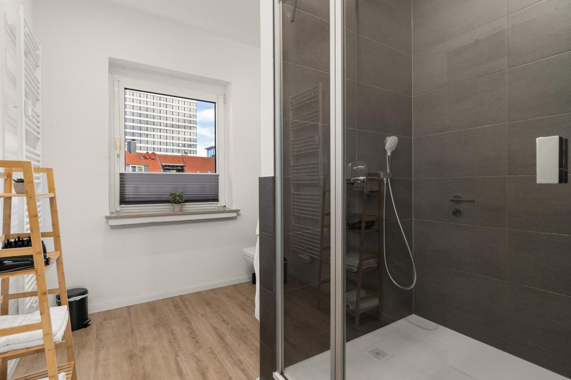 Homely-Apartment Manhattanart, Zentral, Parkplatz, Billard,Ps4, Dart, Balkon Білефельд Екстер'єр фото